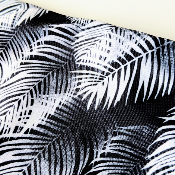 Night Palm Waikoloa Bottoms 🌴 - Picture 7 of 7